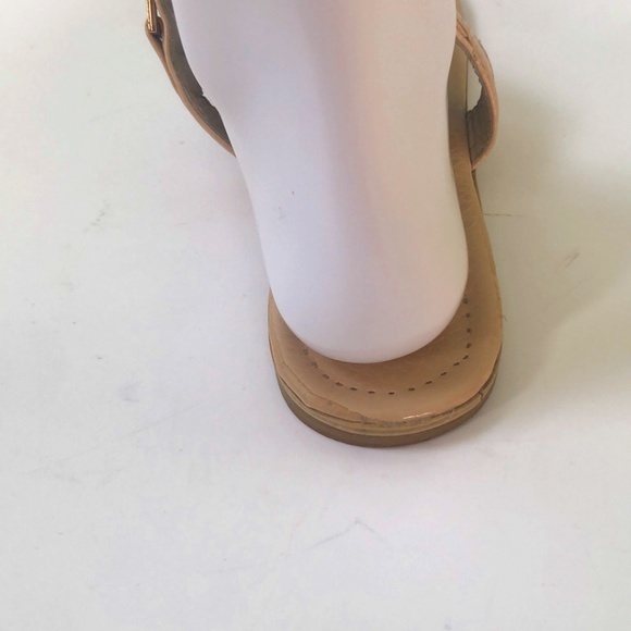 Beige Tory Burch Sandals - Picture 2 of 14